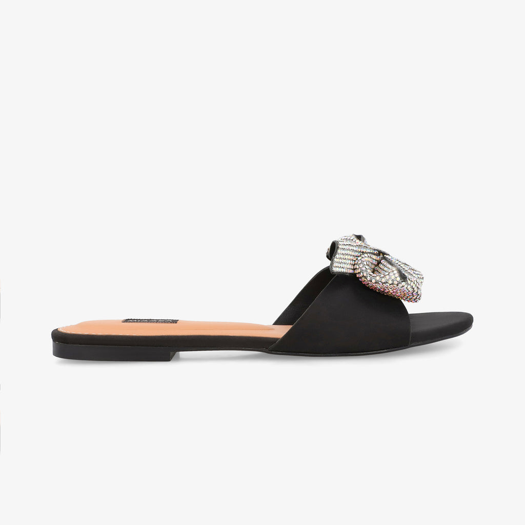 Day To Night, Eid 2023, Flats, New-In, Signature, Slides