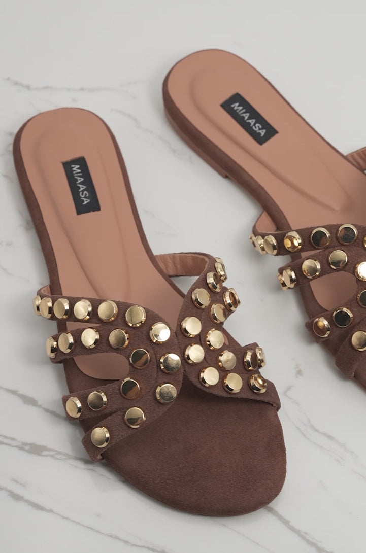 Color_Brown