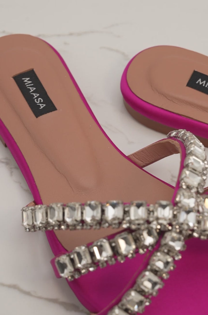 Color_Fucshia Pink